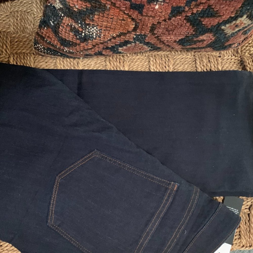 Ann Taylor Petite Boot Cut Dark Rinse - Size 8P